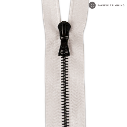 M6 One Way Black Teeth Metal Zipper